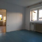 4. Obývací pokoj a ložnice – původní podlahy